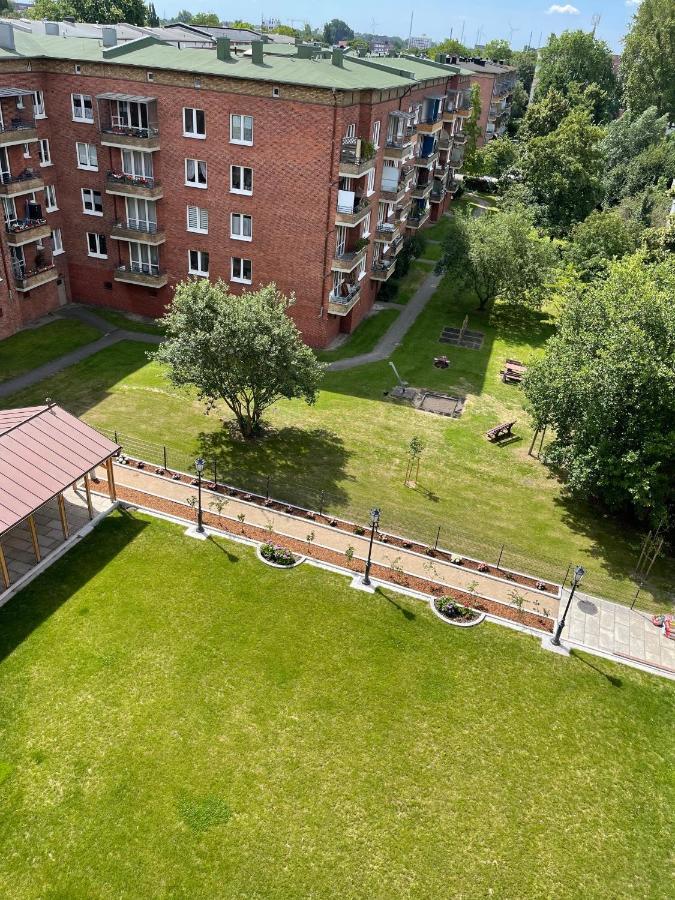 Cls Zentrale City-Wohnung In Hamburg Mit E-Laden Und Tiefgarage, Grosser Balkon, Blick Ueber Hamburg, Parkplatz, Cafe Im Haus, Bushaltestelle Direkt Gegenueber, Flex Check In Eksteriør billede